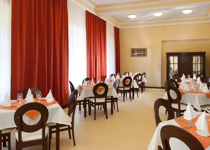 Hotell Morava 3*